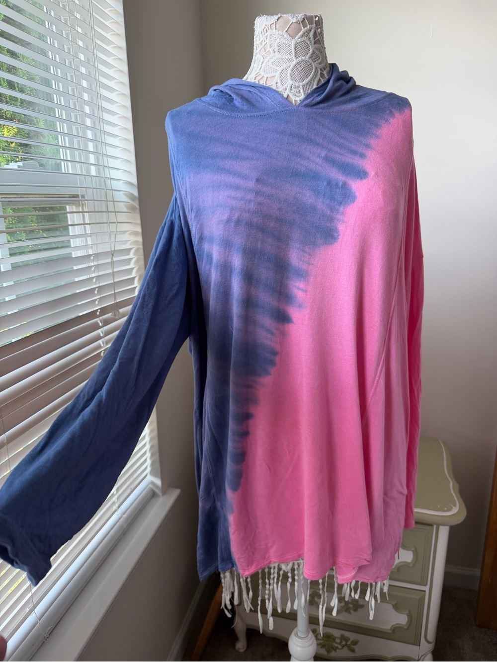 GUC Lane Bryant Livi Activ Pink/Blue Tie-Dye Hoodie Plus 18/20 2X Active Wear